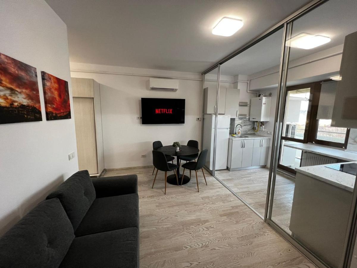 Cozy Apartments - City Center Iasi Exterior foto